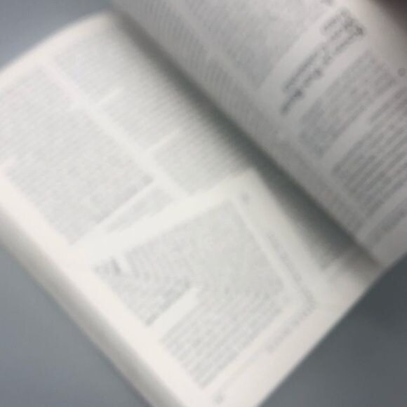 what to expect when you're expecting paperback book  2002 English READ - Picture 9 of 10